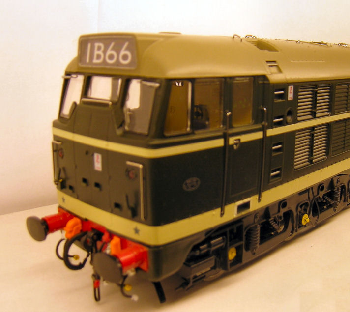 Tower Models Limited edition Green Class 31 showing the end details without the yellow warning panels as original built