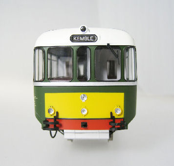 Heljan AC Railbus Dark Green with Speed Whiskers end detail